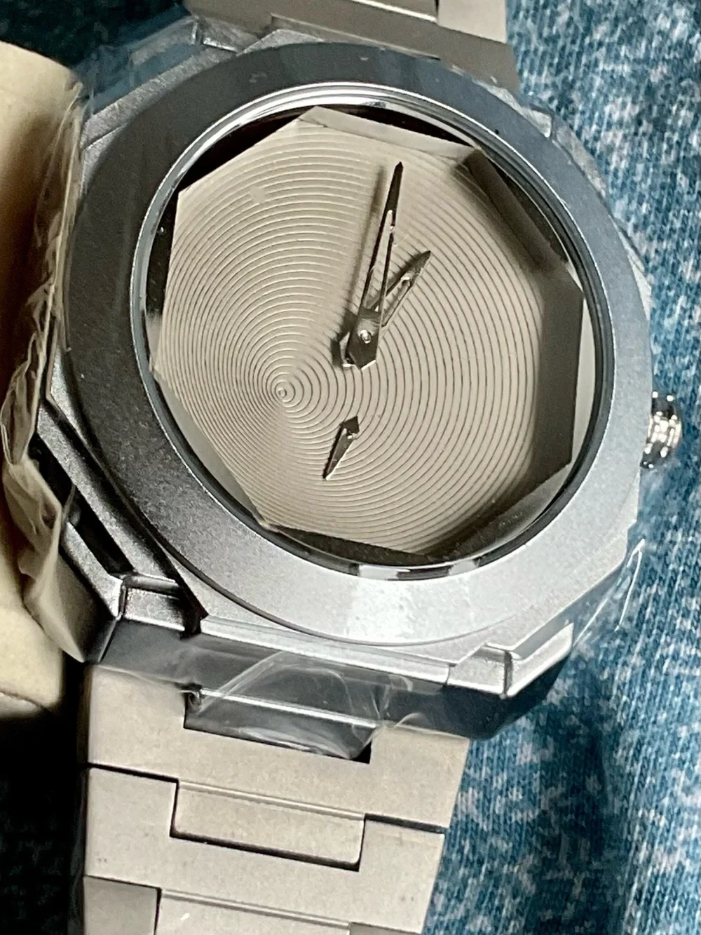 NIB S/S Heroforce Brushed and Polished Octagonal Bezel Swirling Guilloche Dial